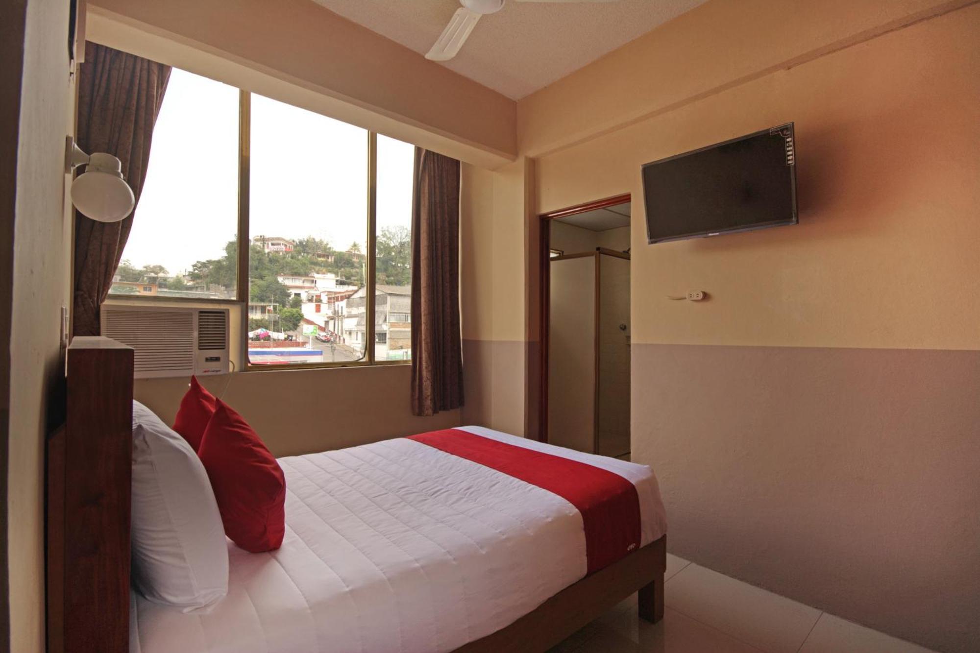 Oyo Hotel Totonacapan, Papantla Zewnętrze zdjęcie